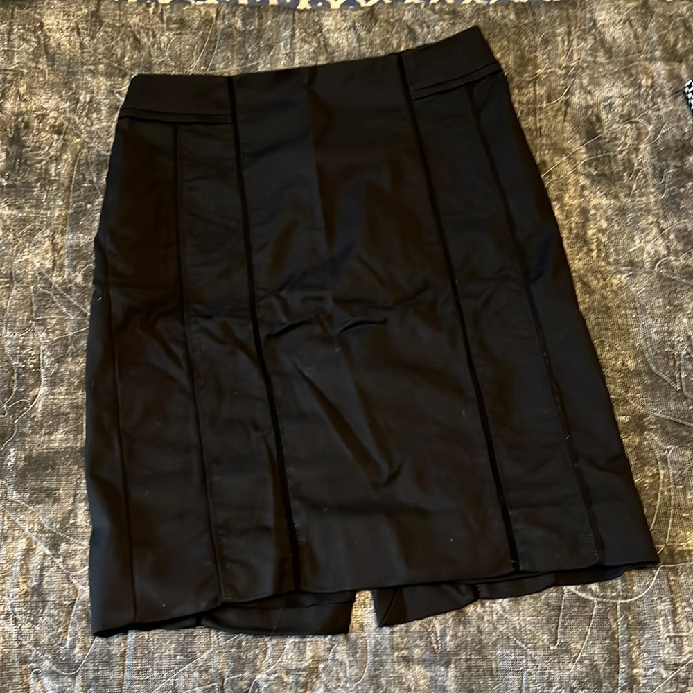 Long black pencil skirt